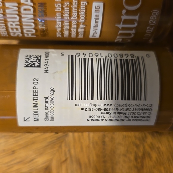 Neutrogena Foundation Set of 2 - Picture 4 of 4